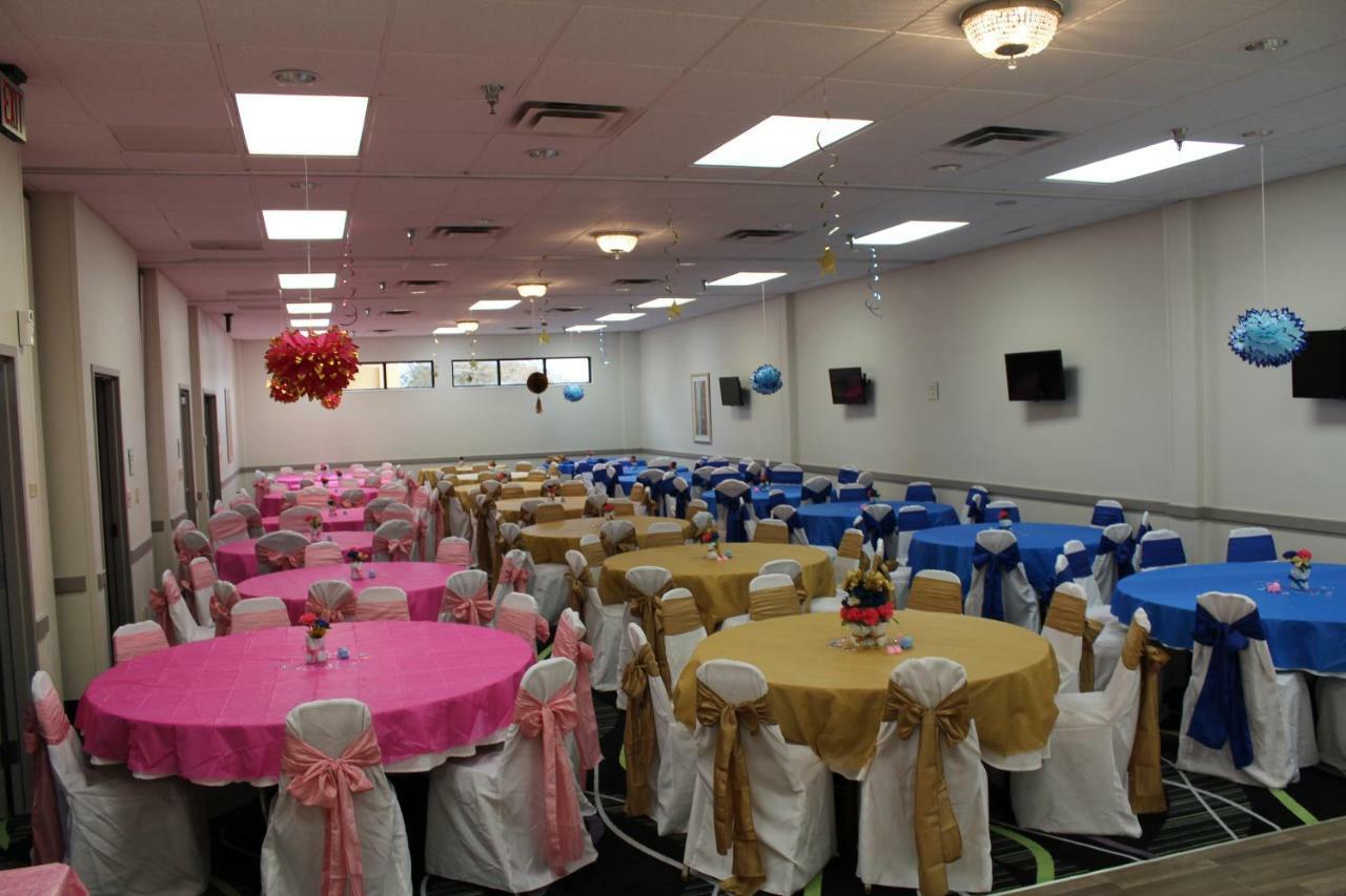 La Quinta Inn By Wyndham Davenport & Conference Center מראה חיצוני תמונה