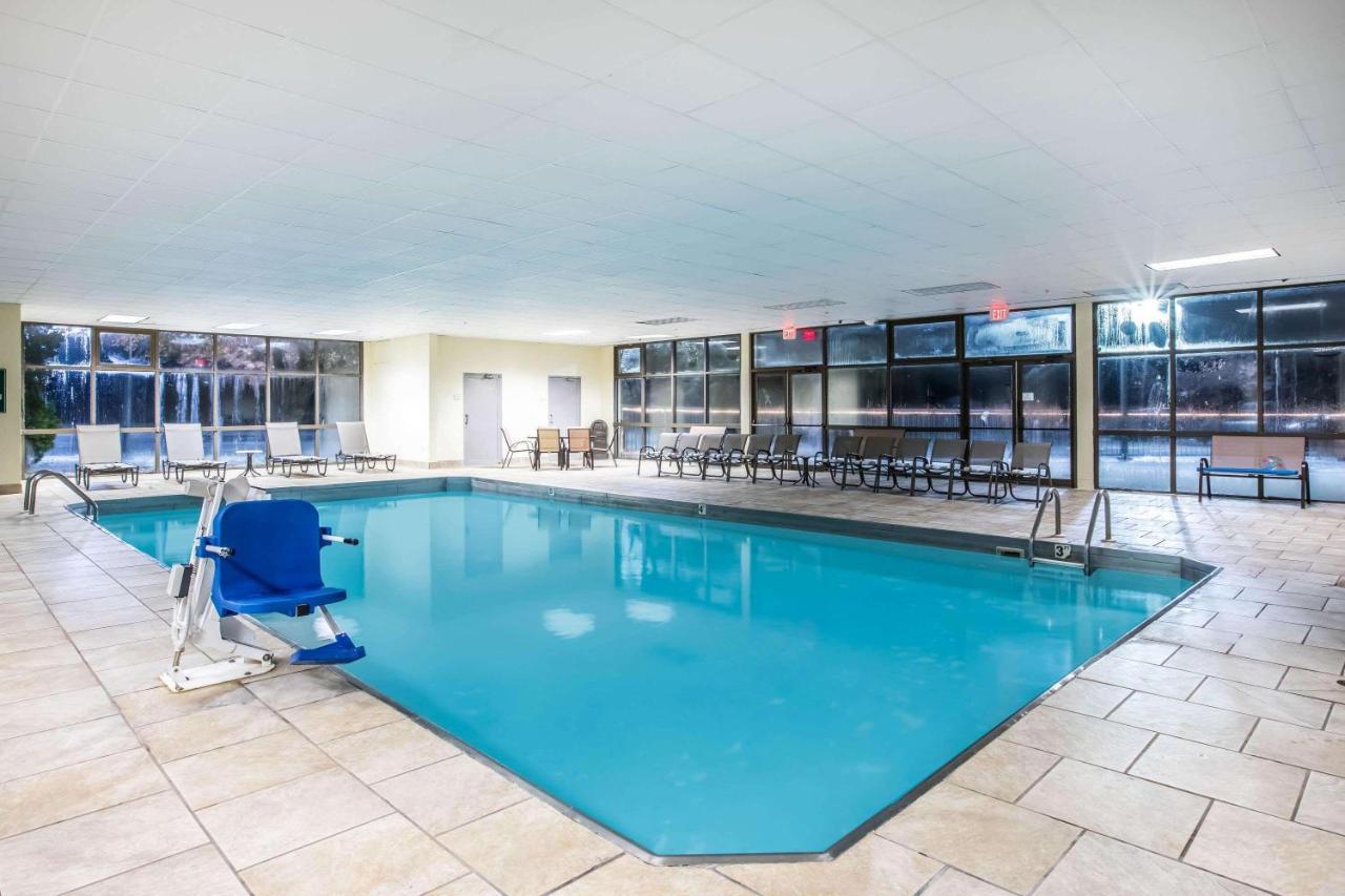 La Quinta Inn By Wyndham Davenport & Conference Center מראה חיצוני תמונה